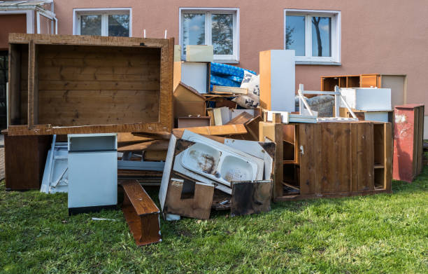 Best Yard Waste Removal  in North St Paul, MN